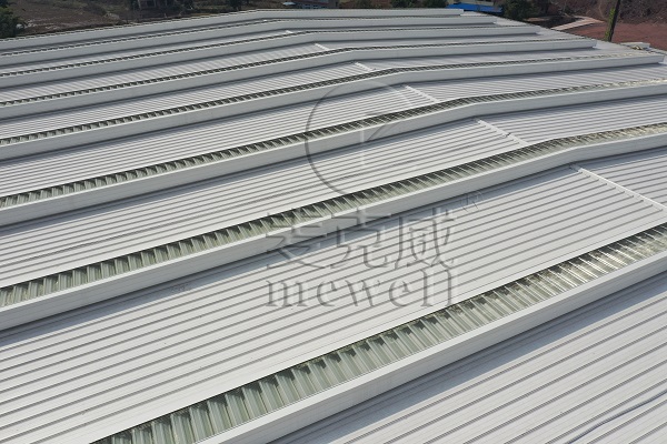 內(nèi)江融通高科先進材料有限公司年產(chǎn)20萬噸磷酸鹽系正極材料生產(chǎn)項目-四川10A型薄型通風天窗